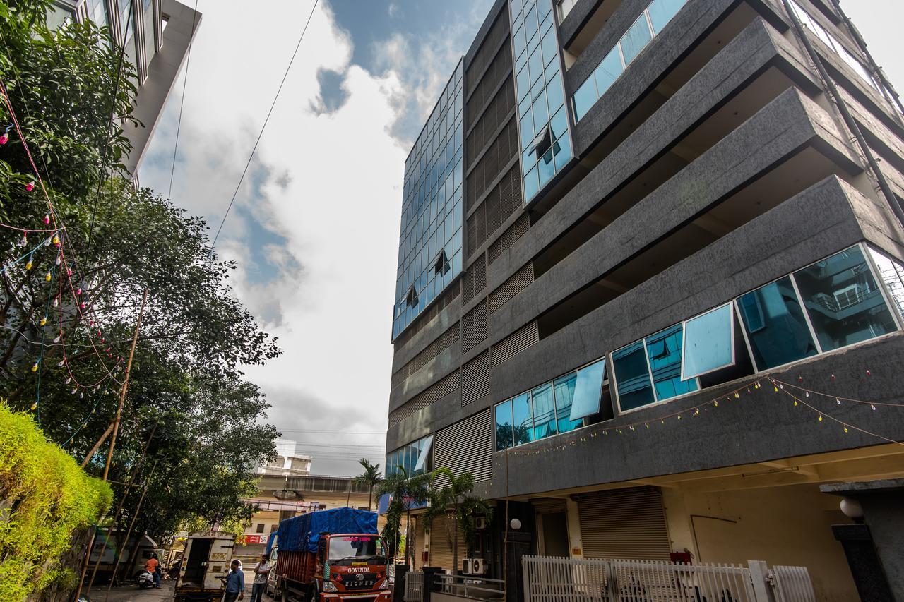 Oyo 9328 Empire Suite Nova Bombaim Exterior foto